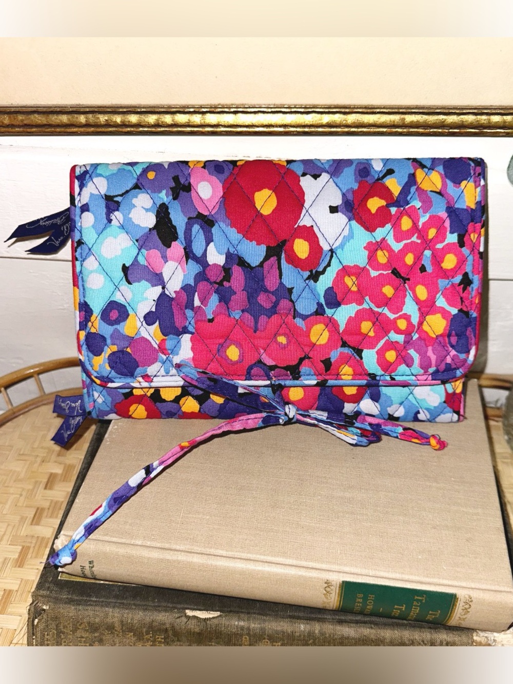 Vera Bradley All Wrapped Up Jewelry Roll Travel Case - Impressionista